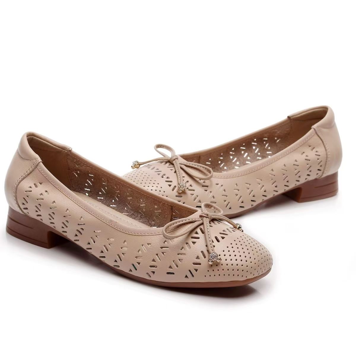 Women's Genuine Leather Hollow - đánh giá và giá Casual Sandal Leather